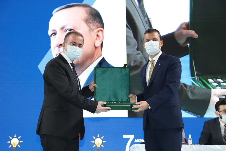 AK PARTİ 7. OLAĞAN İL KONGRESİ BÜYÜK BİR COŞKU İLE YAPILDI