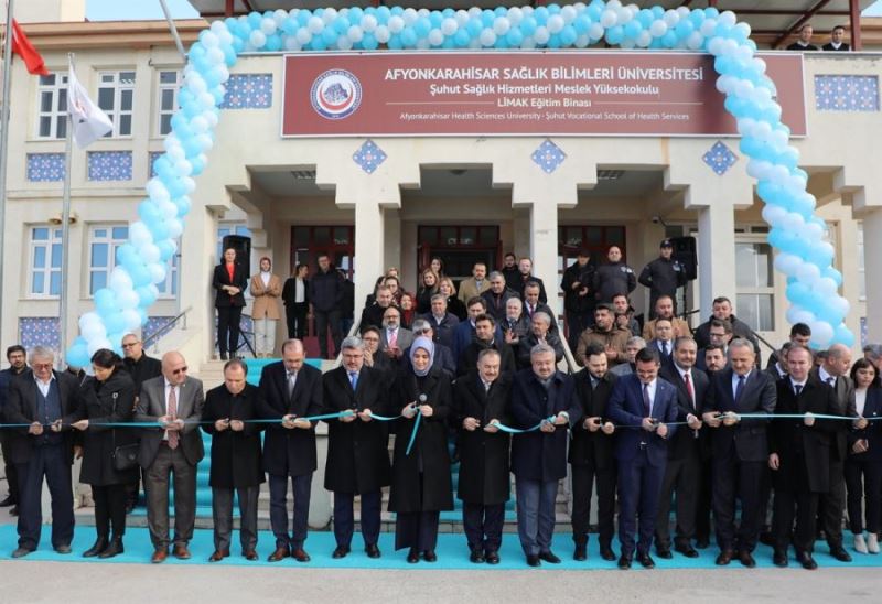 Şuhut AFSÜ Sağlık Hizmetleri Meslek Yüksekokulu yoğun katılımla açıldı
