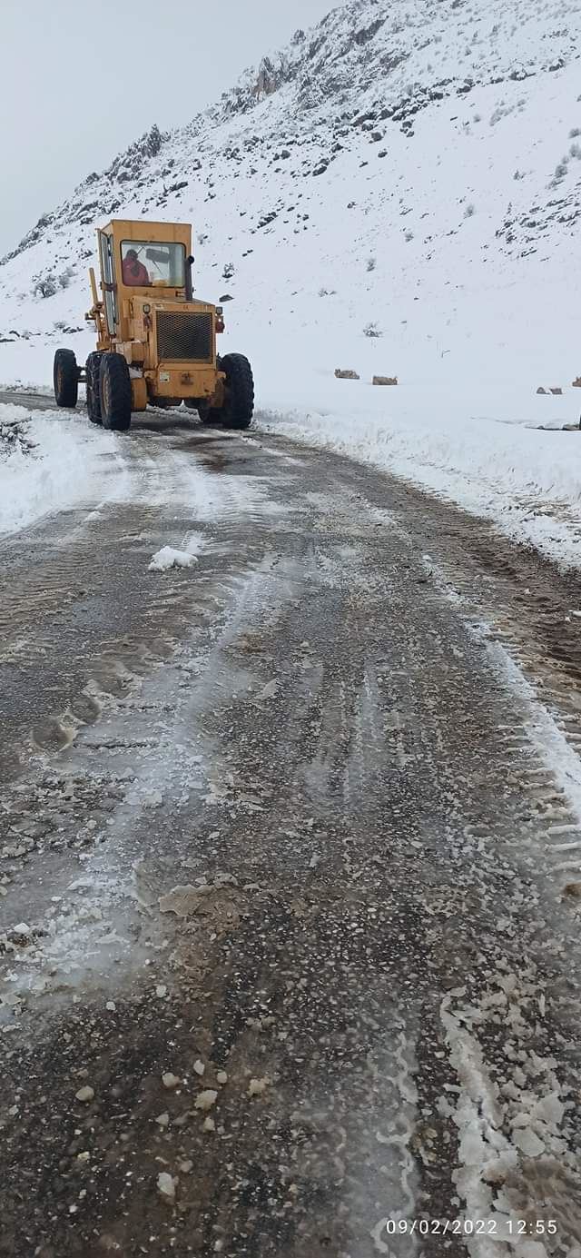 Karaadilli Belediyesi Karla Mücadele Ekipleri Kar Küreme Çalışmalarına Devam Ediyor