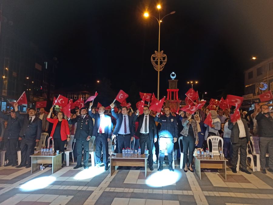 Şuhut 15 Temmuz Milli Mücadele ve Demokrasi Nöbetinde tek yürek oldu