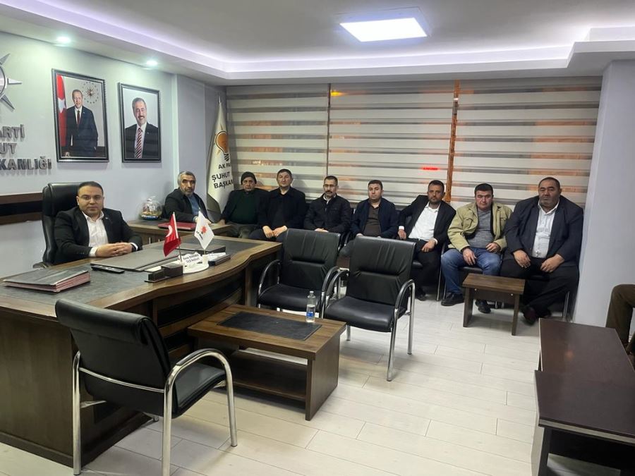 AK Parti Şuhut İlçe Teşkilatı Haftalık Yönetim Kurulu Toplantısını Yaptı