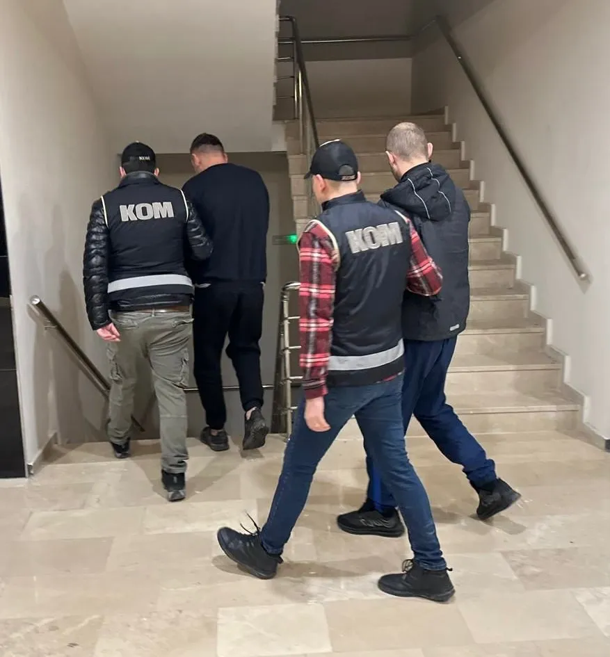 Afyonkarahisarda Emniyet Ekipleri Dolandırıcılara Fırsat Vermiyor