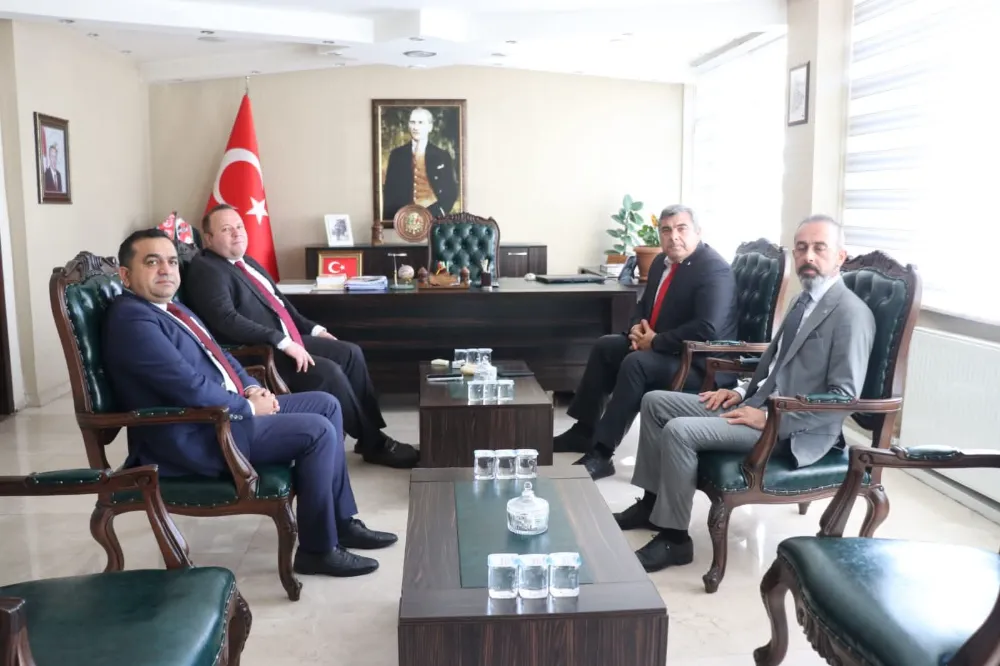 Kaymakam Eser ve Müdür Sünnetci