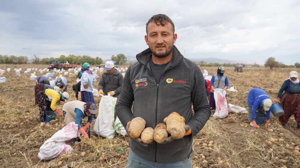 “Şuhut’un verimli toprakları lezzetiyle fark yaratıyor”