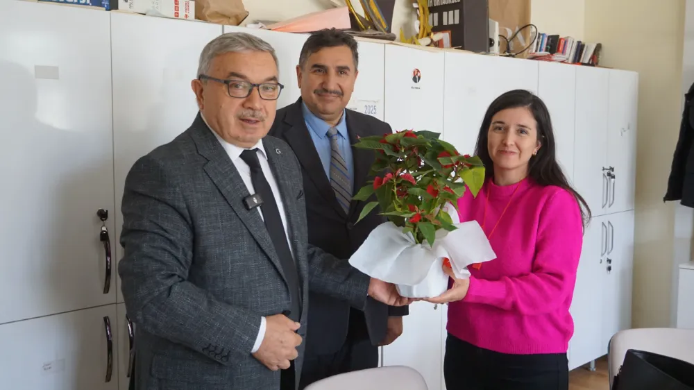 ÖĞRETMENLİK KUTSAL BİR MESLEKTİR