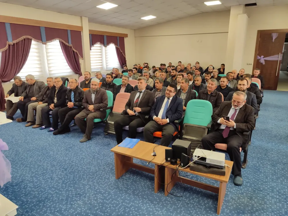 Şuhut’ta Cami Görevlileri ve Kur’an Kursu Öğreticileri Aylık Toplantısı Yapıldı