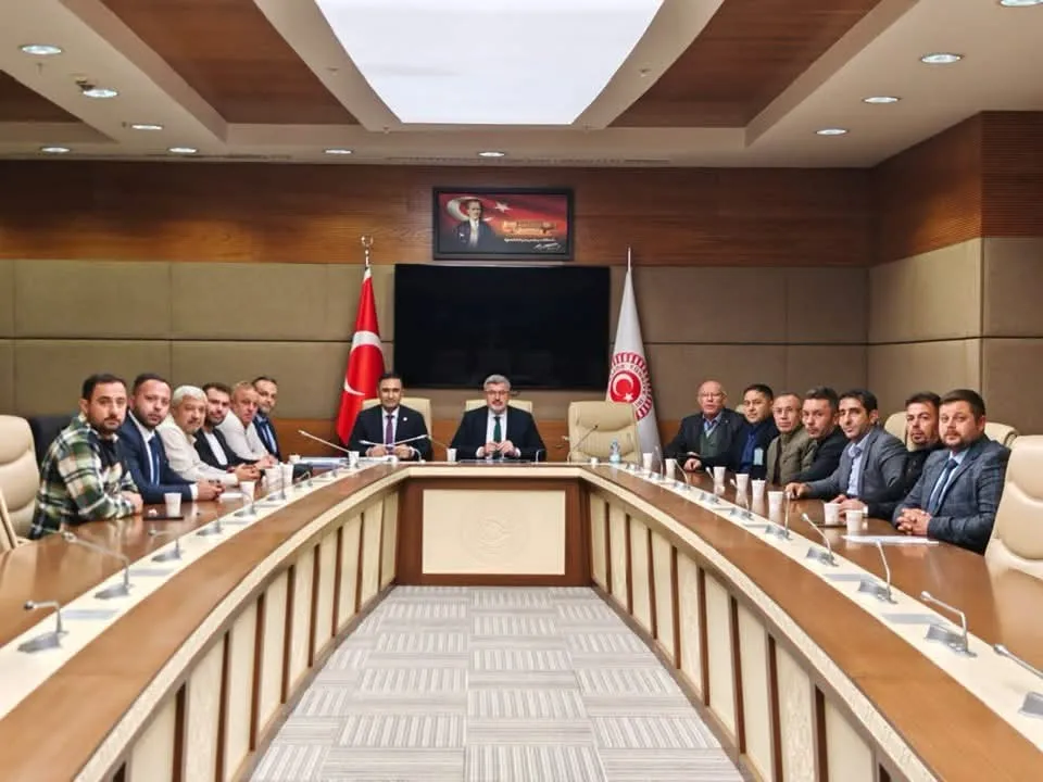 AK Parti Şuhut Heyetinden TBMM’ye Ziyaret