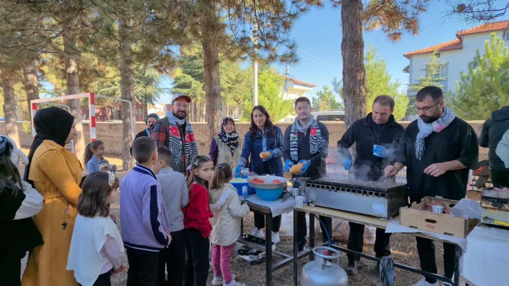 Şuhut Cumhuriyet İlkokulu’ndan Filistin’e Anlamlı Destek