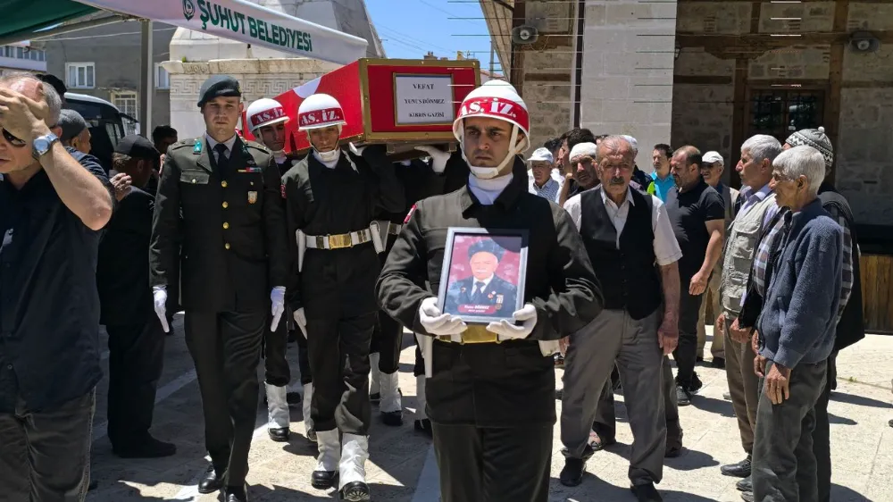 Kıbrıs Gazisi Yunus Dönmez Son Yolculuğuna Uğurlandı