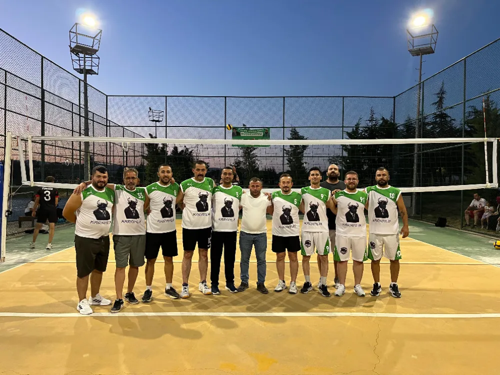Şuhut’ta Zafer Kupası Voleybol Turnuvası: Karanlık Ticaret Spor 2 Kavaklı Spor 0