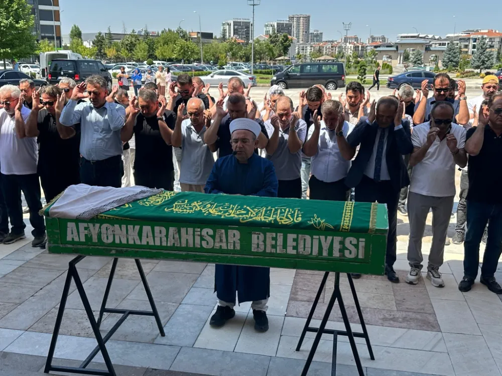 PANKOBİRLİK Genel Müdürü Tolga Demirhan’ın Annesi Son Yolculuğuna Uğurlandı