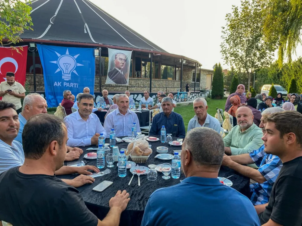AK Parti Şuhut İlçe Danışma Meclisi ÖLMEZOĞLU Kır Bahçesi’nde Yoğun Katılımla Gerçekleşti