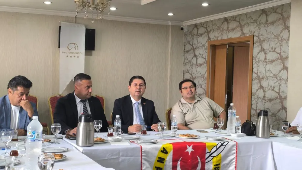 “Gazeteci, meslektaşını tehdit etmez”